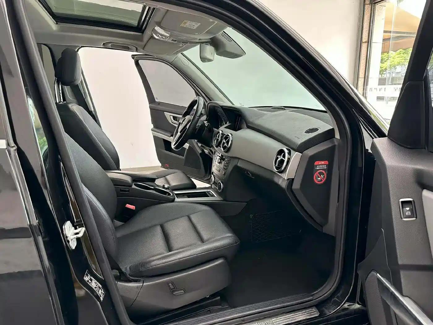 Mercedes-Benz GLK-Class 2015 GLK 300 4MATIC Fashion Ultimate Edition фото 4