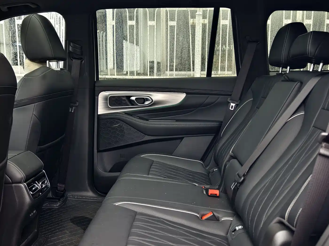 GAC Trumpchi Trumpchi GS8 2025 Pilot Series 2.0TGDI 2WD Luxury Edition 5-seater фото 14