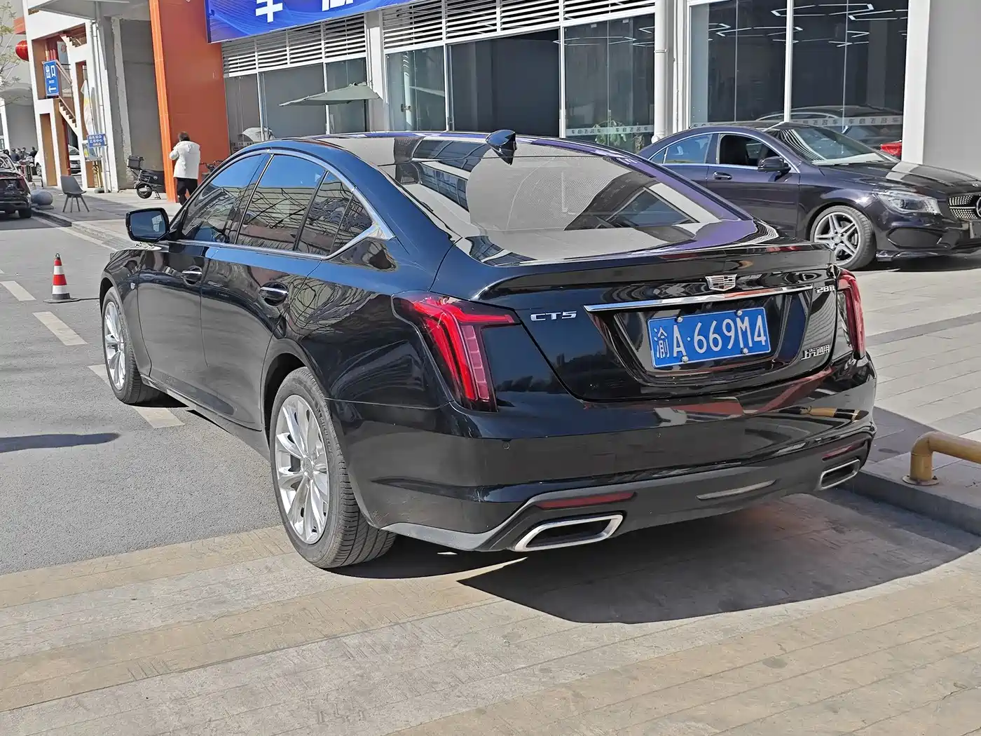 CADILLAC CT5