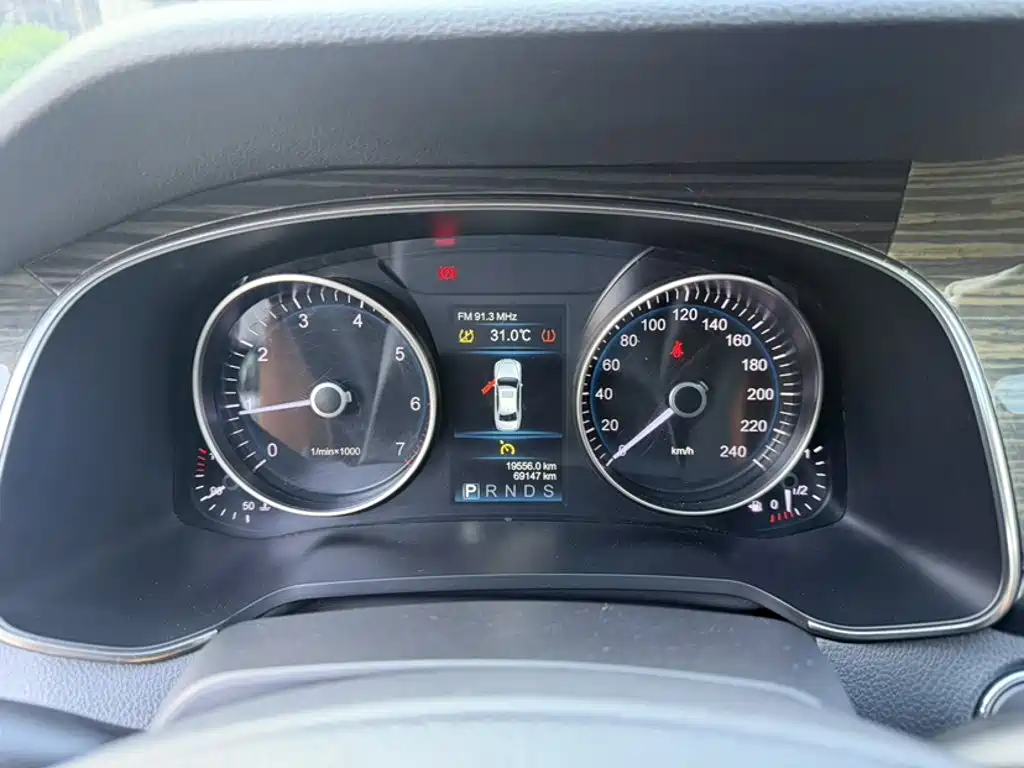Hongqi H7 2020 2019 1.8T Comfort Edition