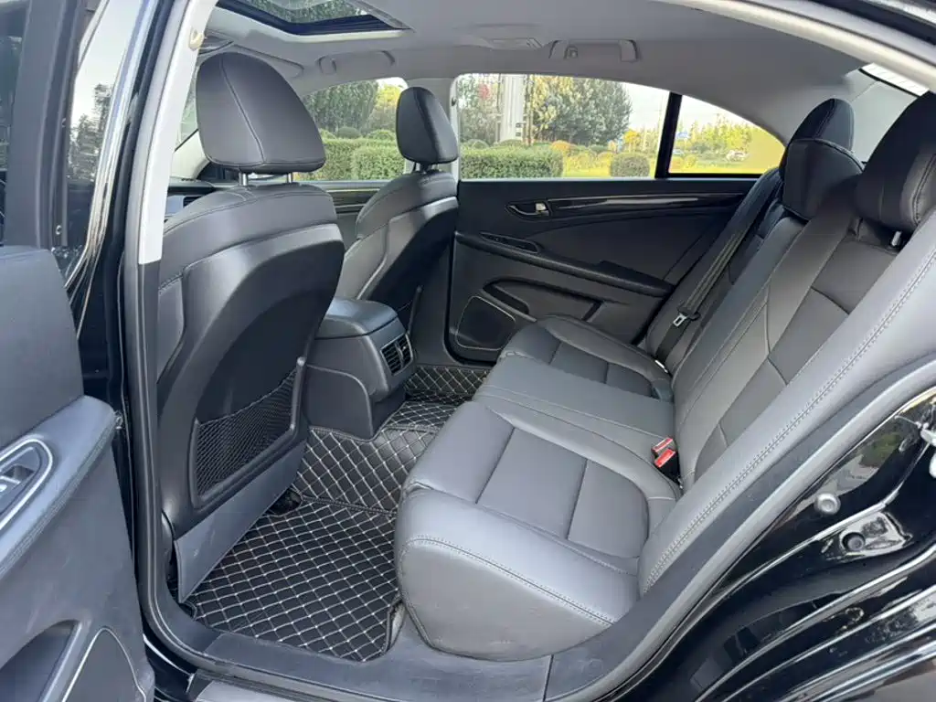 Hongqi H7 2020 2019 1.8T Comfort Edition