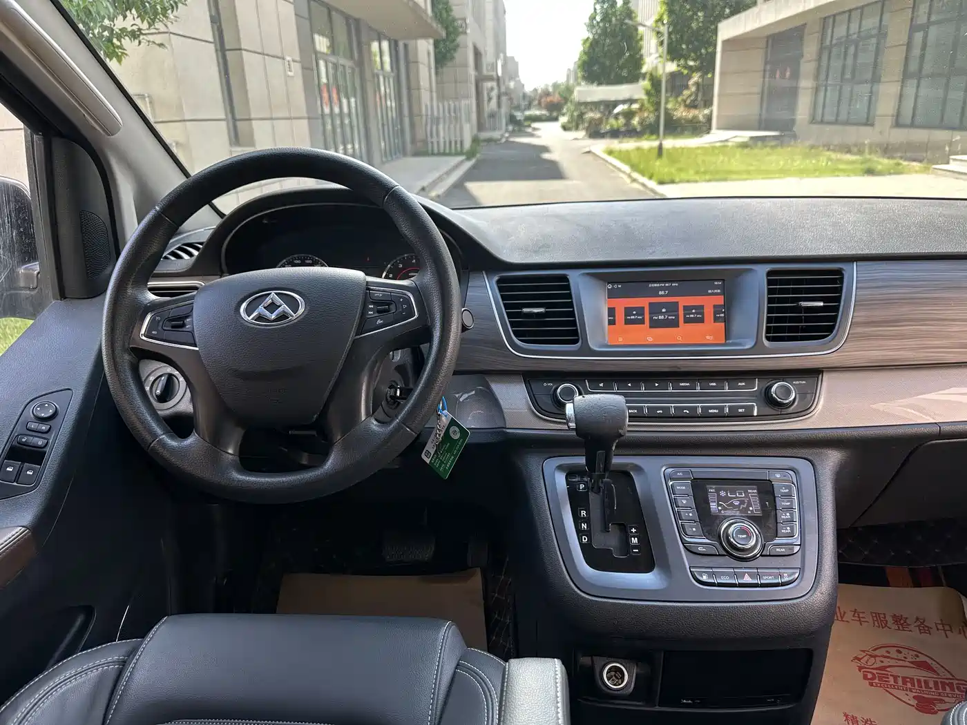 SAIC Maxus Maxus G10 2018 PLUS 2.0T Automatic Luxury Edition фото 8
