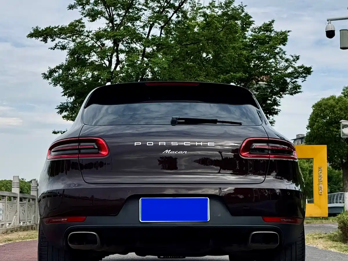 Porsche Macan 2017 Macan 2.0T фото 8