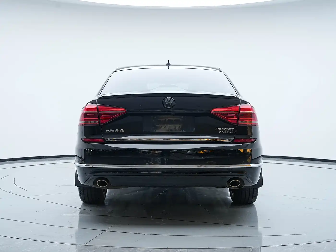 Volkswagen Passat 2016 330TSI DSG Executive Edition фото 25