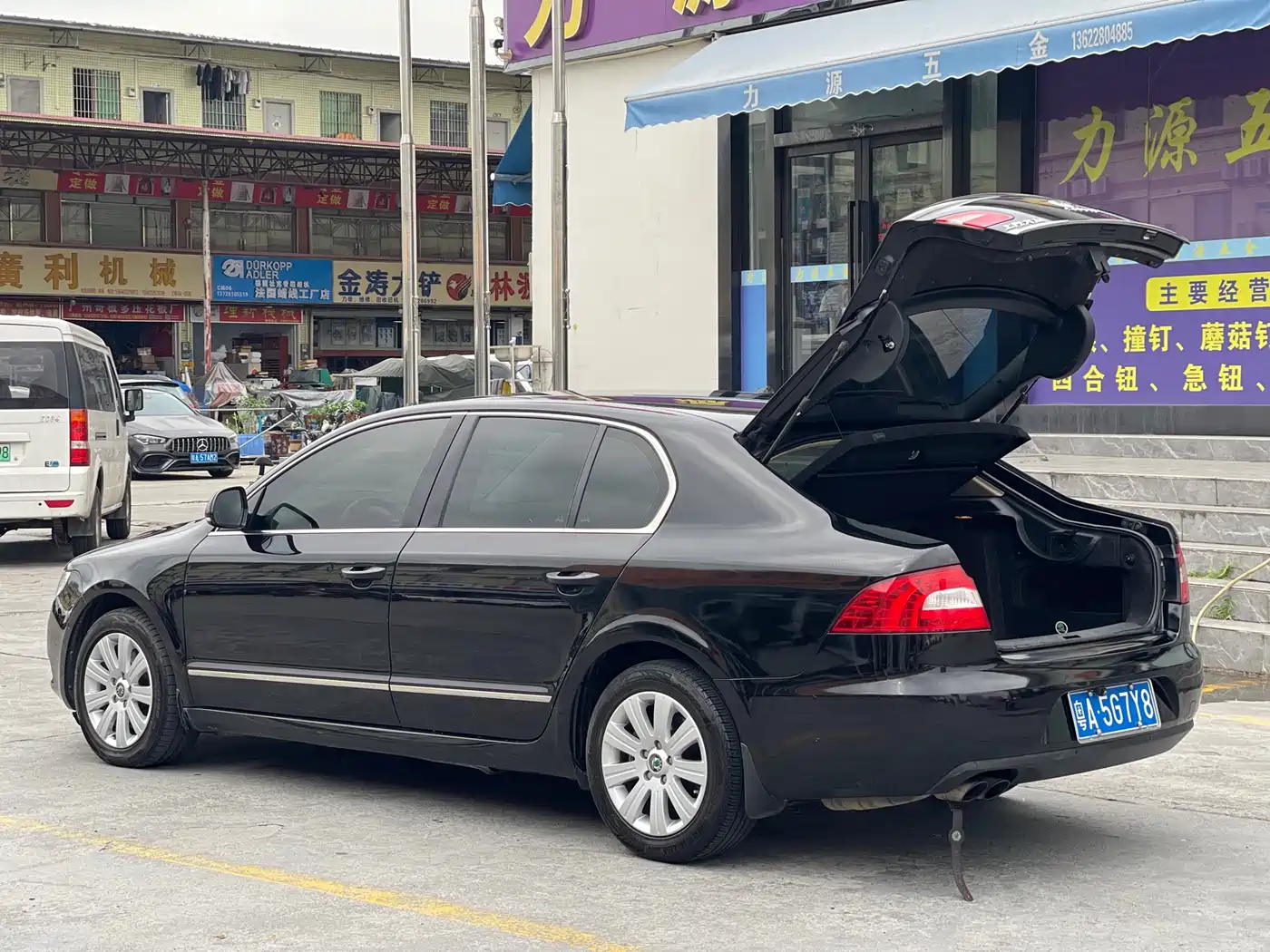 Škoda Superb 2012 1.8TSI Automatic Elegance Edition фото 5