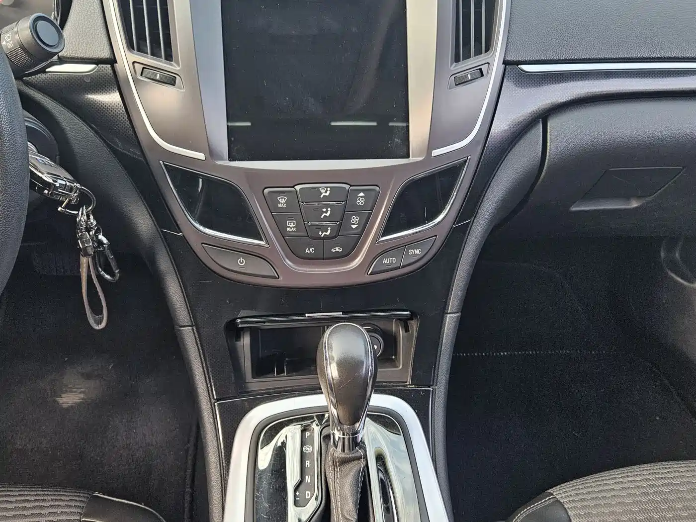 Buick Regal 2015 1.6T Leading Tech Edition фото 9