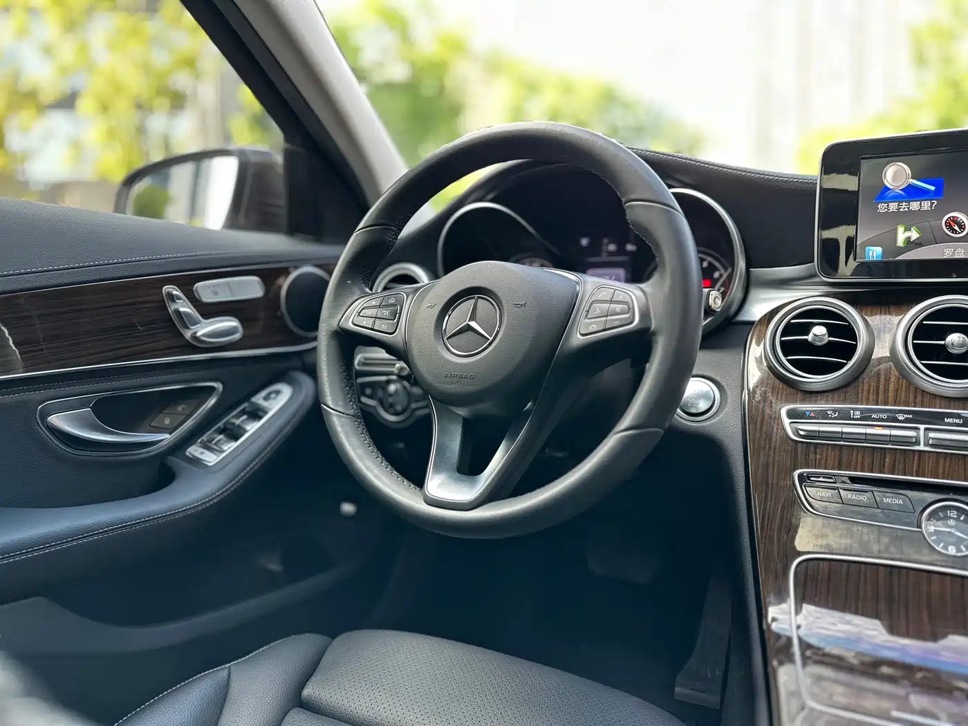 Mercedes-Benz C-Class 2016 C 200 L фото 24