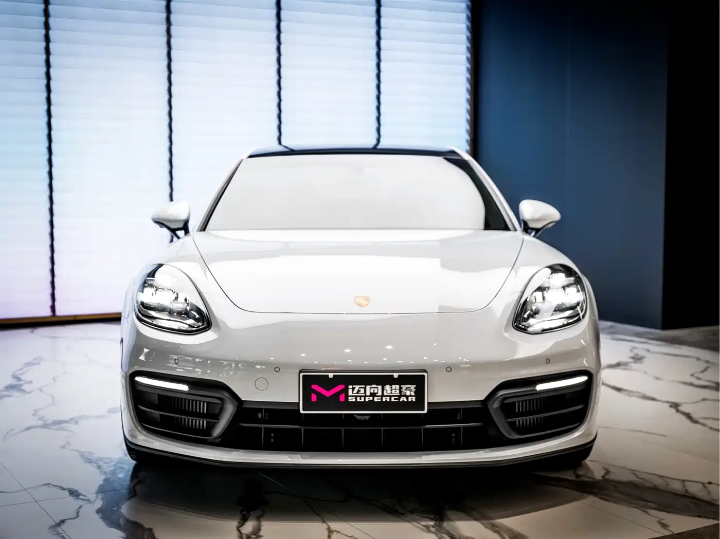 Porsche Panamera 2023 Panamera 4 Executive Long Wheelbase 2.9T фото 2