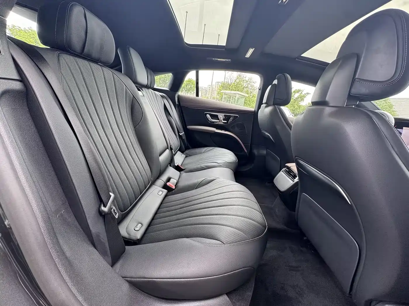 Mercedes-Benz EQS 2023 450+ Pioneer Edition фото 15