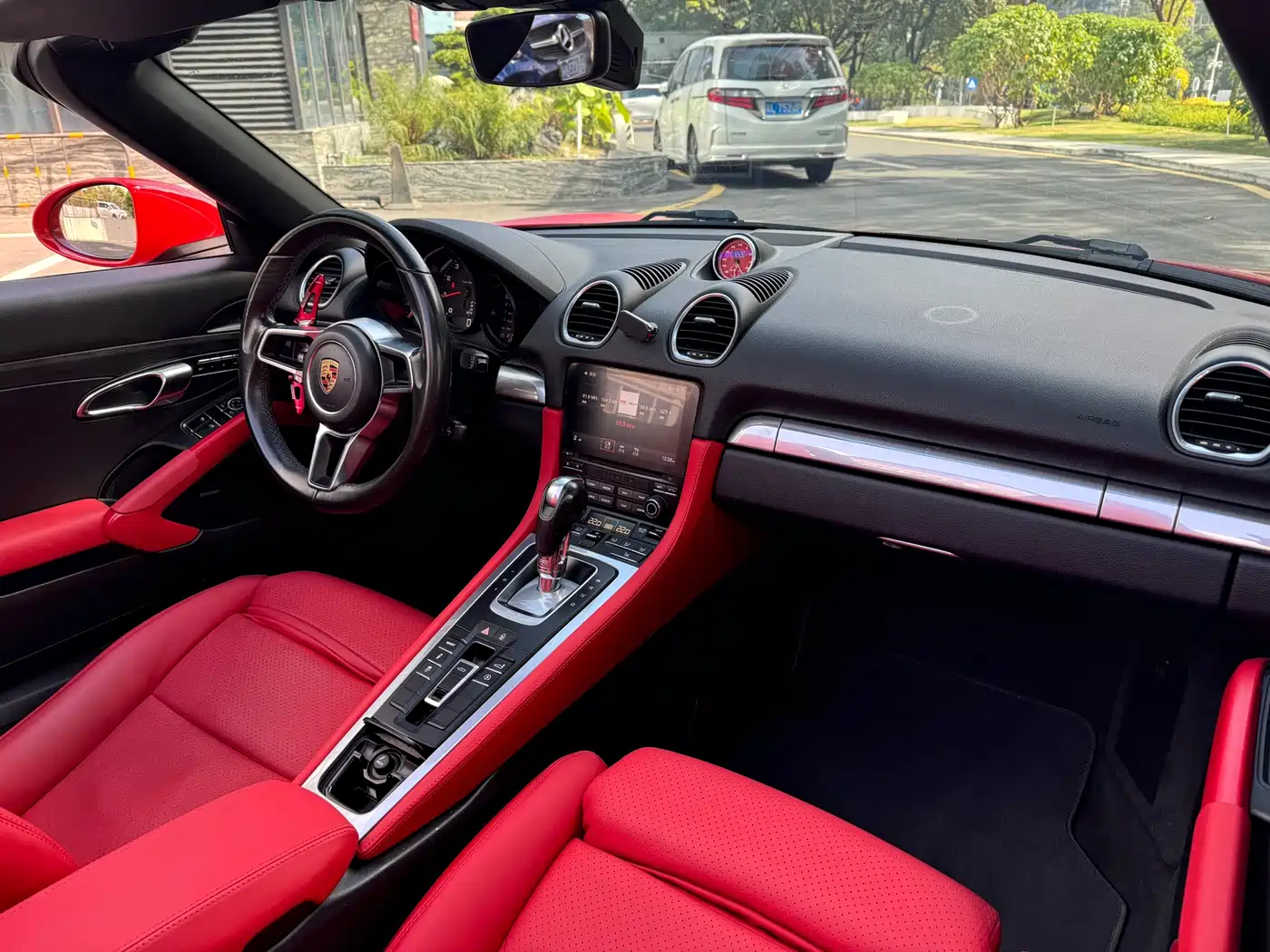 Porsche 718 2016 Boxster 2.0T фото 23