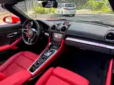 Photo 23 - Porsche 718