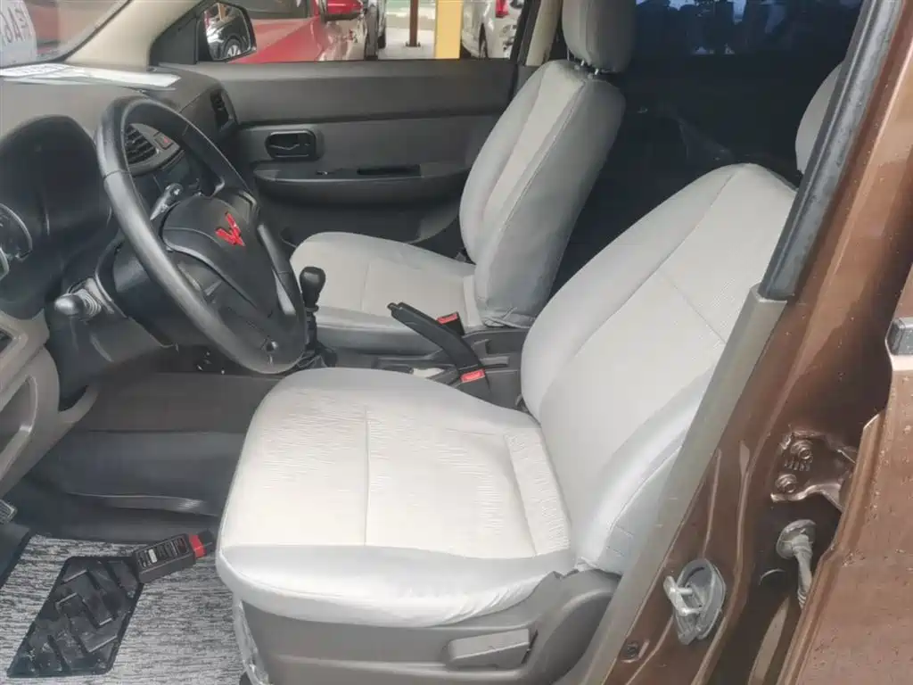 WULING AUTOMOBILE WULING HONGGUANG