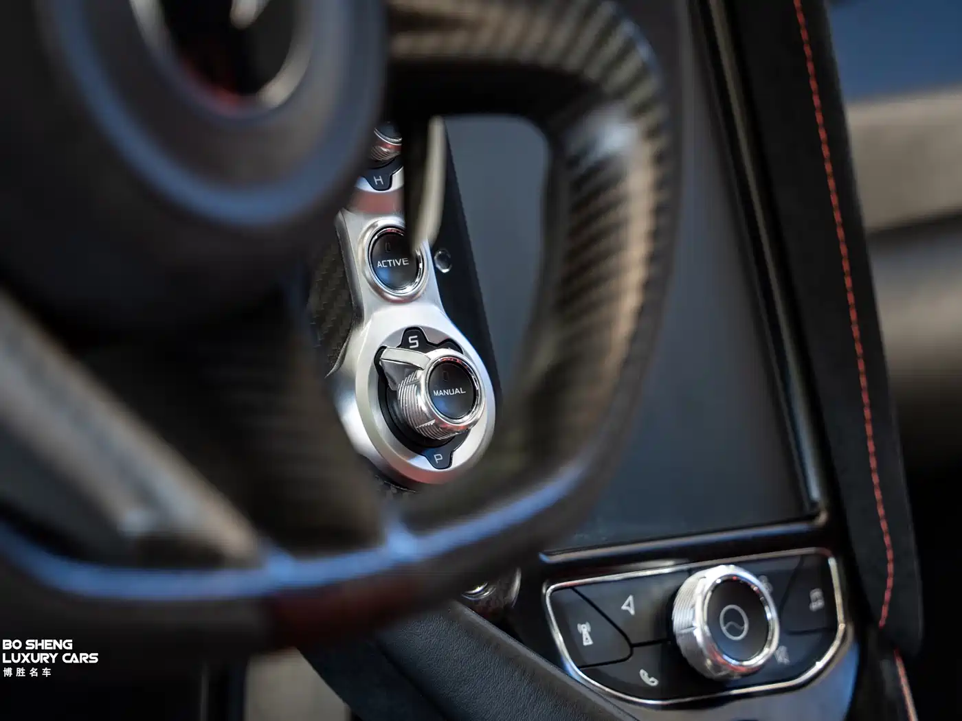 McLaren 720S 2019 4.0T Coupe фото 20