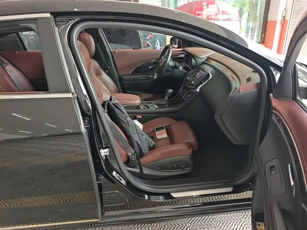 Buick LaCrosse 2013 3.0L SIDI V6 Intelligent Flagship фото 25