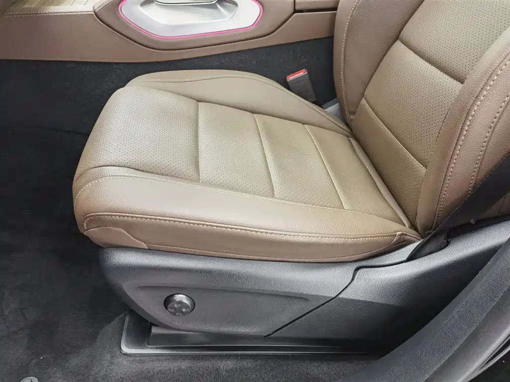 Mercedes-Benz GLE 2024 GLE 450 4MATIC Fashion фото 20