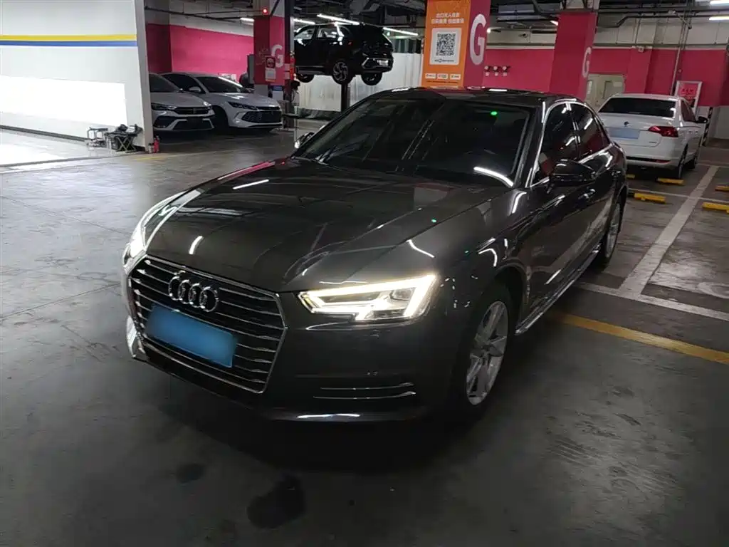 Audi A4L 2018 30th Anniversary 40 TFSI Progressive