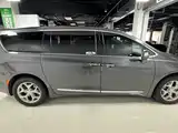 Фото 6 - Chrysler Pacifica