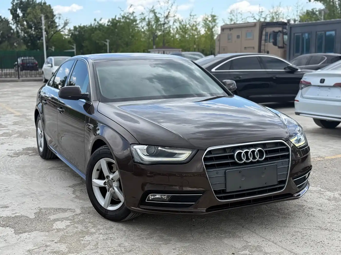 Audi A4L 2015 35 TFSI Auto Standard фото 3