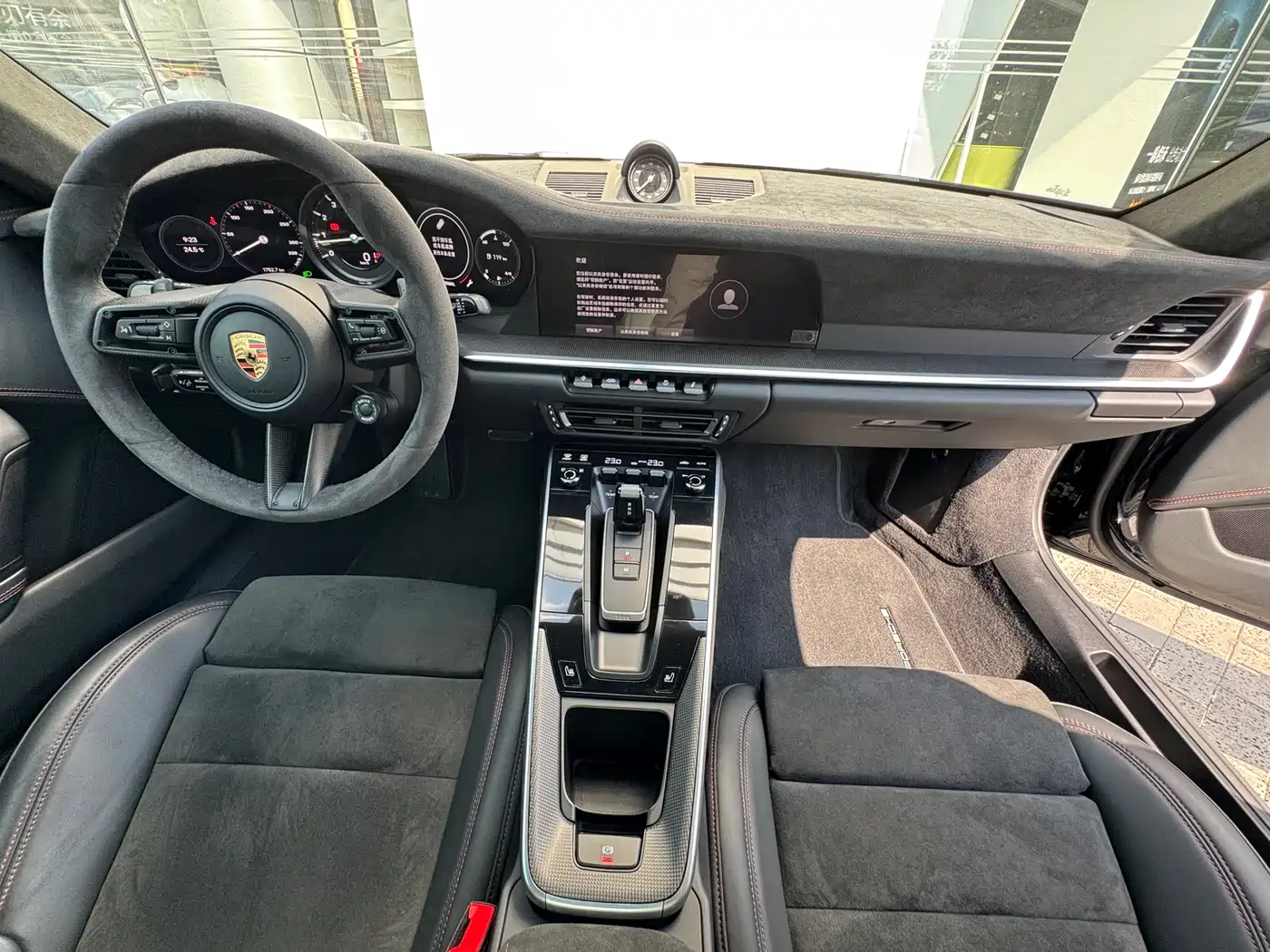 Porsche 911 2023 Carrera 3.0T фото 11