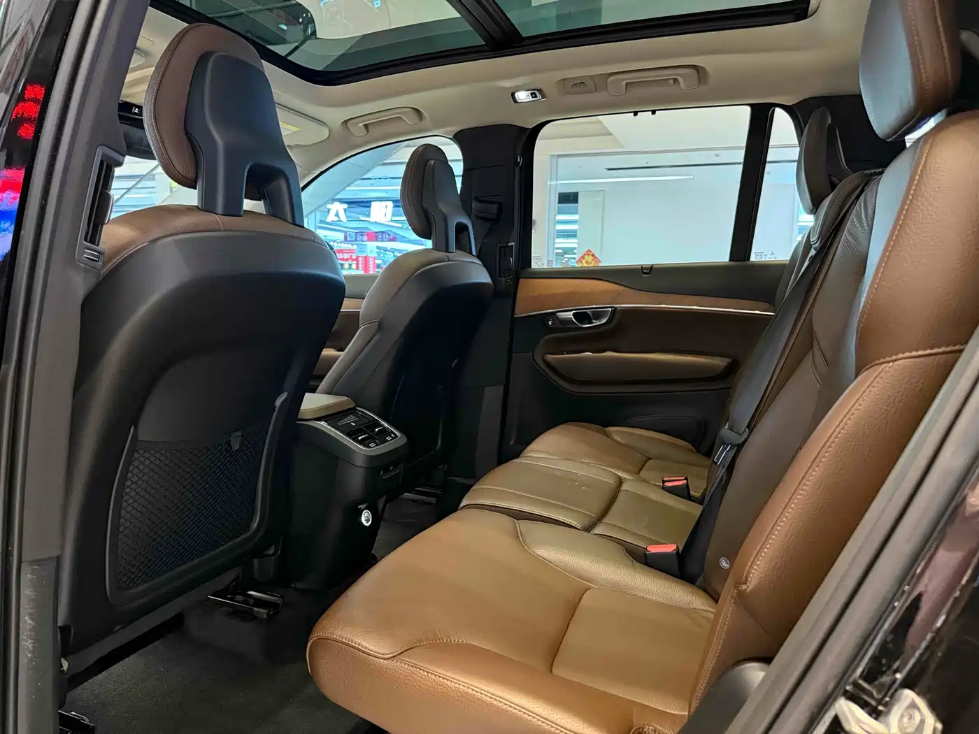 Volvo XC90 2020 Facelift T6 Momentum Luxury 7-Seater фото 7