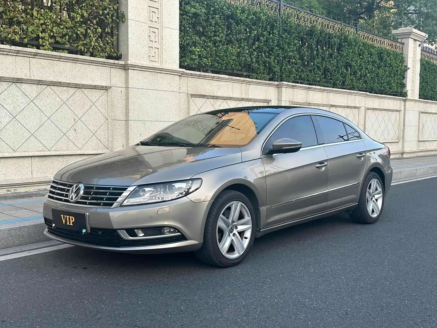 Volkswagen FAW-Volkswagen CC 2015 1.8TSI Premium