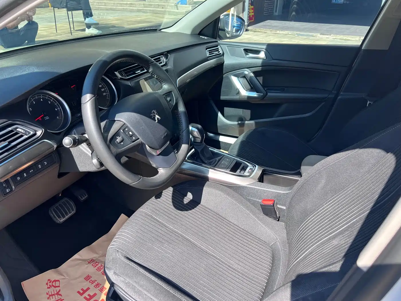 Peugeot 408 2018 Facelift 350THP Automatic Luxury фото 7