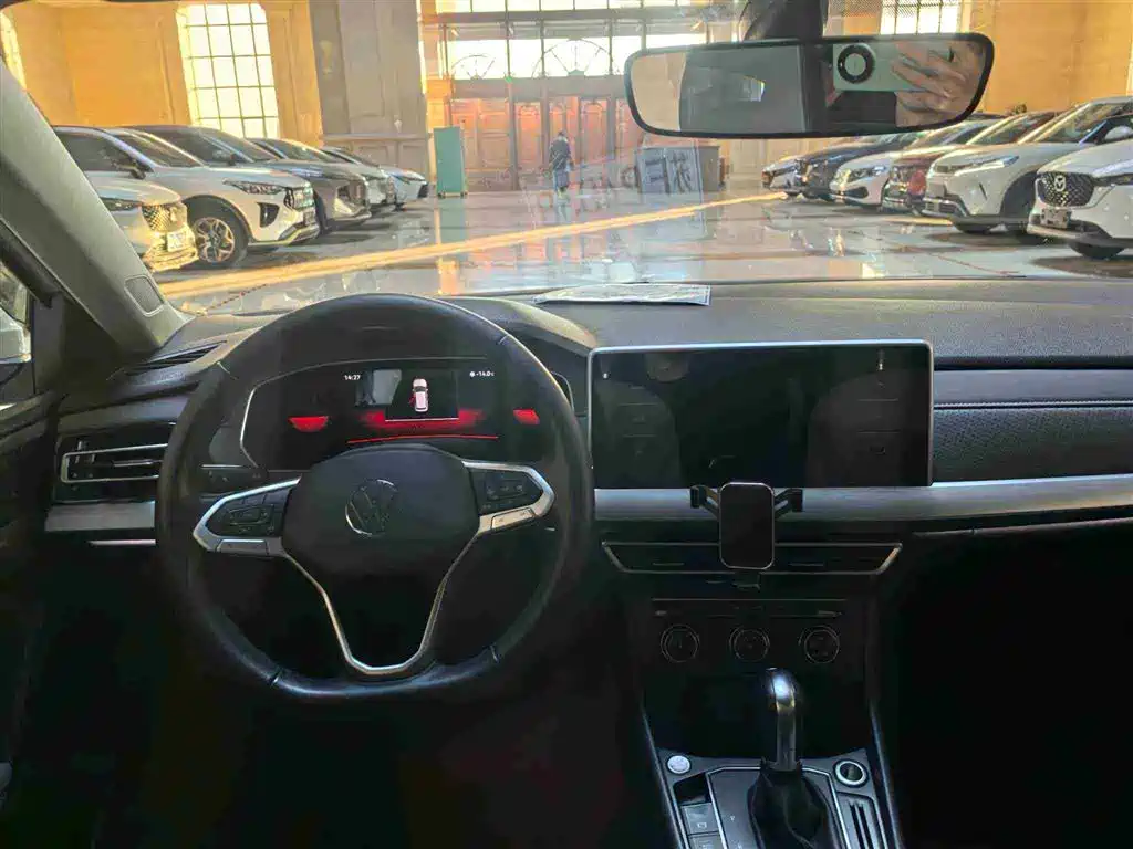 Volkswagen Lavida 2023 280TSI DSG Comfort Edition фото 7