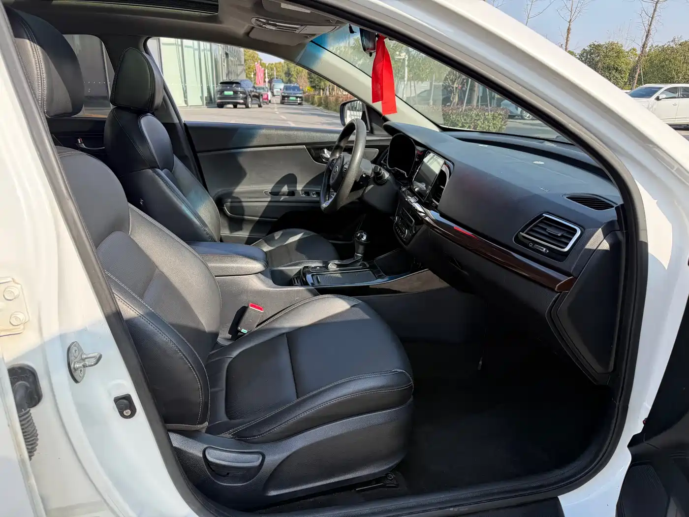 Kia K4 2015 1.8L Automatic GLS Special фото 5
