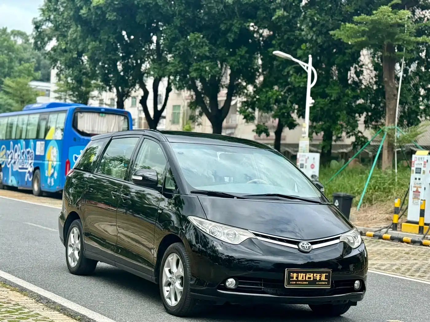 Toyota Previa 2006 2006 Model 2.4L 7-Seater Luxury Edition