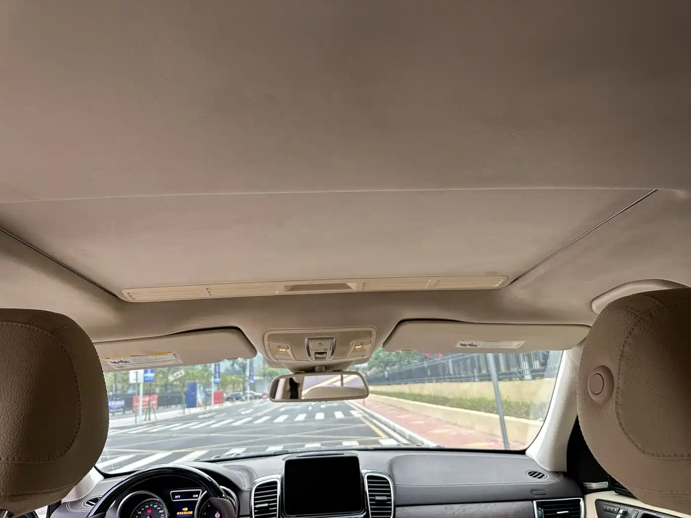 Mercedes-Benz GLS 2017 GLS 400 4MATIC Luxury фото 10