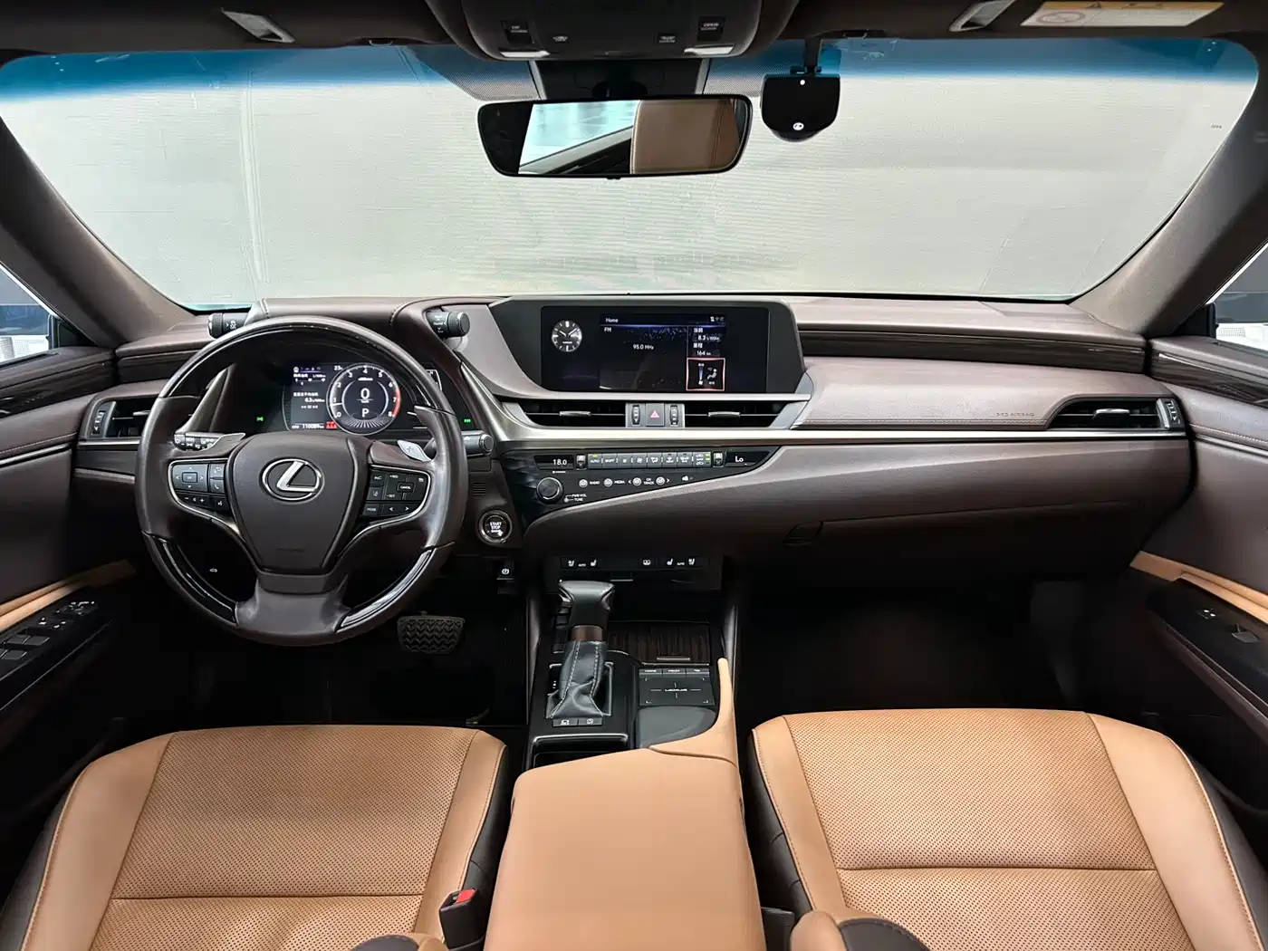 Lexus ES 2018 200 Luxury Edition China V фото 10