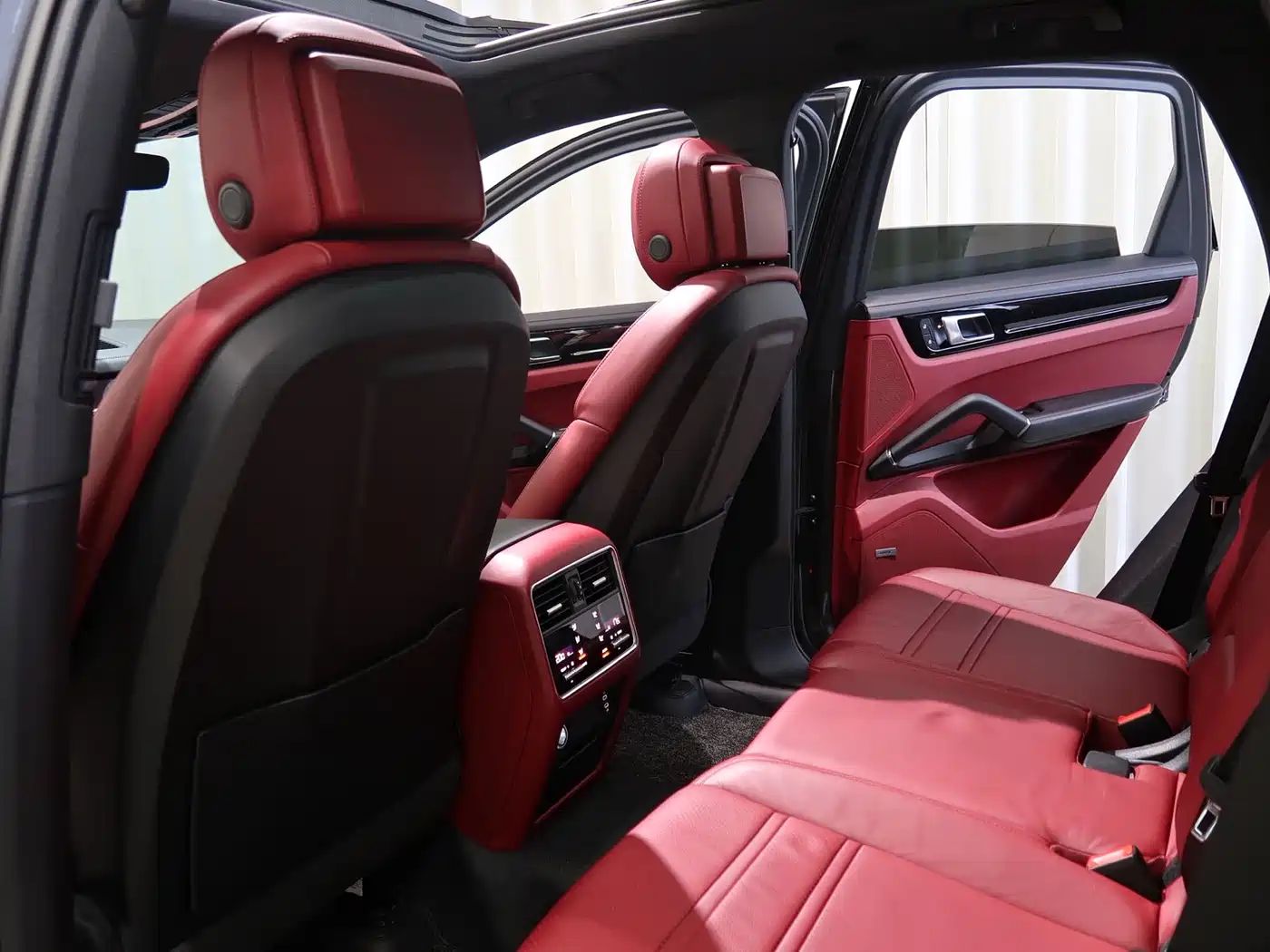 PORSCHE CAYENNE NEW ENERGY