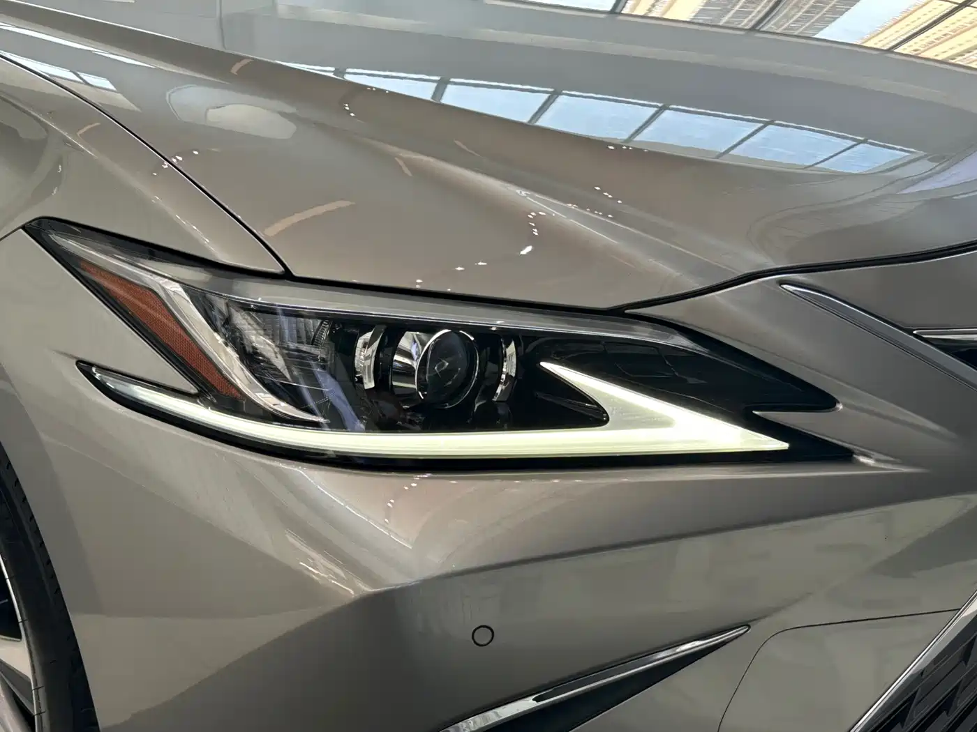 Lexus ES 2018 200 Luxury Edition China V фото 21