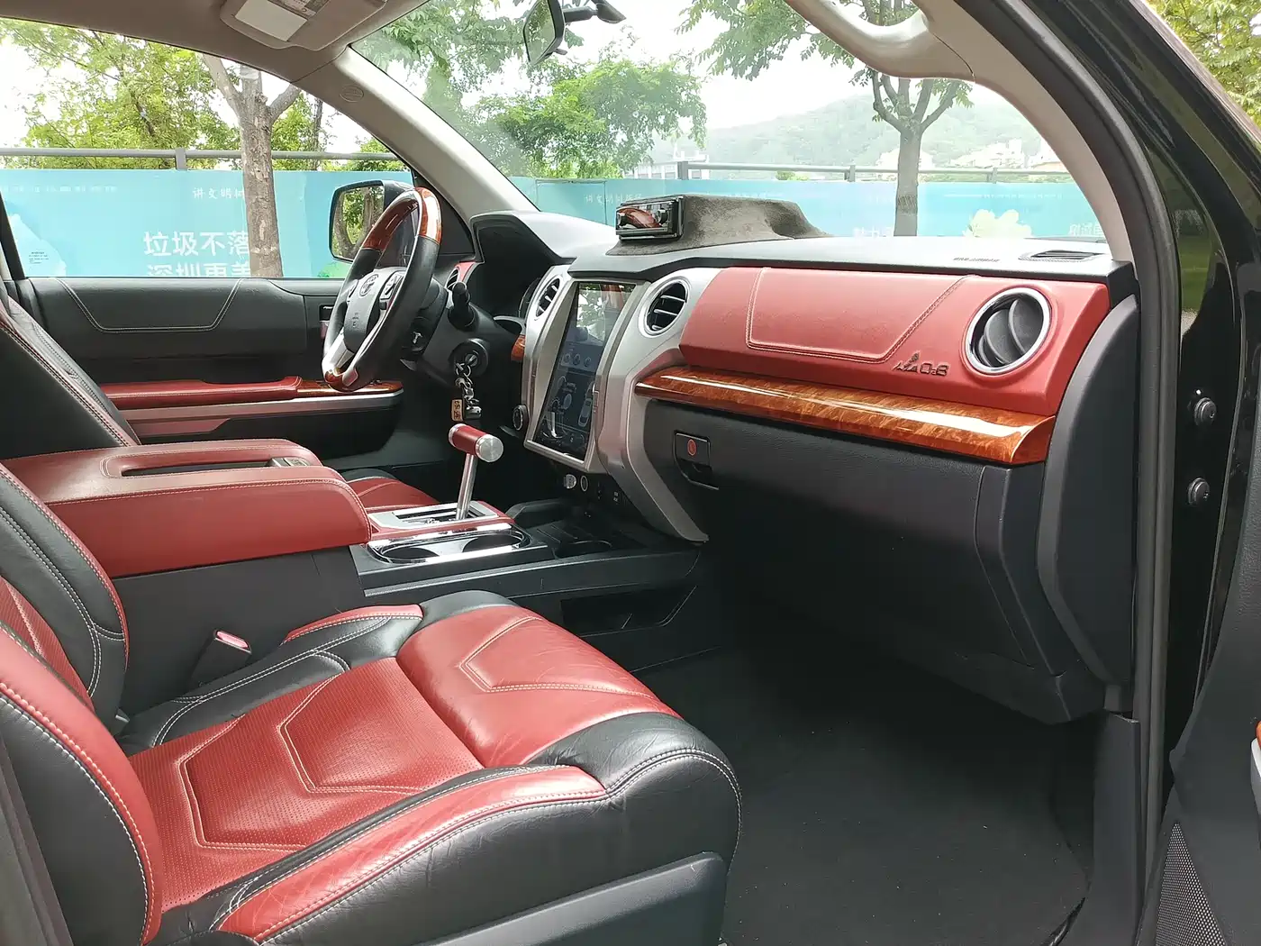 Toyota Tundra 2014 5.7L TRD Pro фото 9