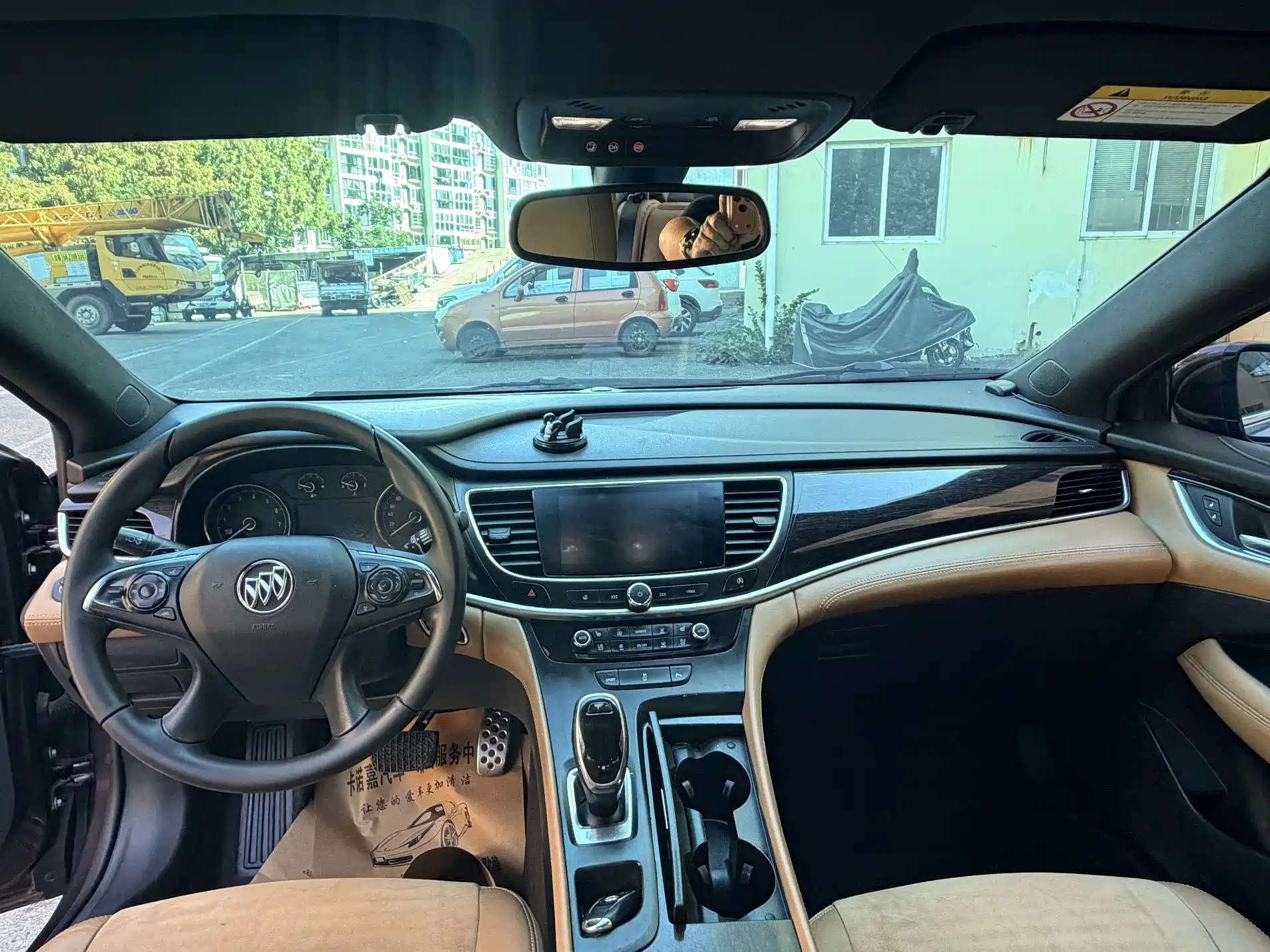 Фото 8 - Buick LaCrosse
