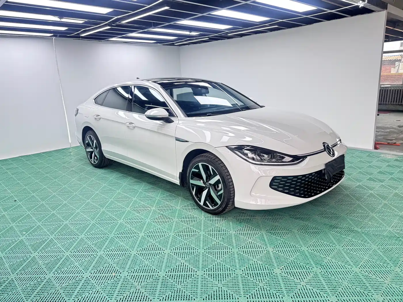 Volkswagen Lamando 2023 Lamando L 280TSI DSG Cool Edition фото 3