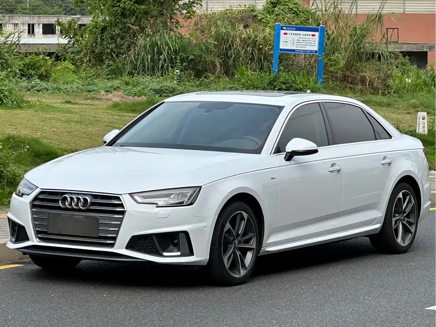Audi A4L 2020 40 TFSI Fashion Dynamic Edition