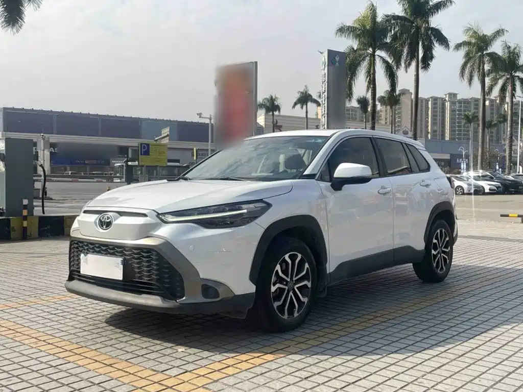 Toyota Frontlander 2022 2.0L CVT Luxury Edition