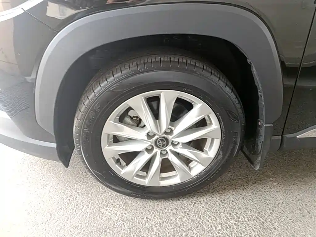 Toyota Corolla Cross 2025 2024 Model 2.0L Pioneer Edition