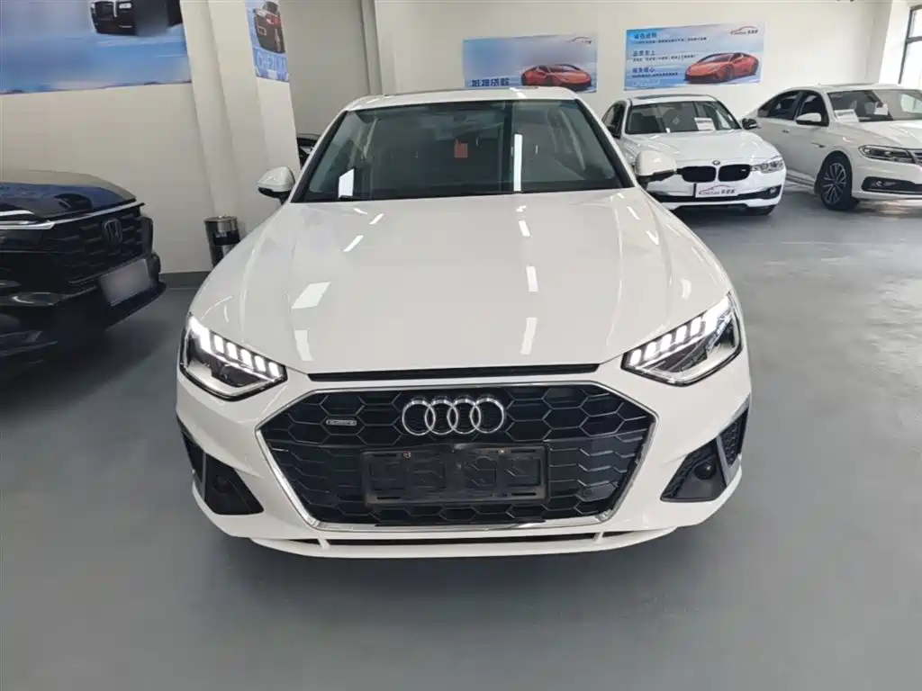 Audi A4L 2020 40 TFSI Luxury Dynamic фото 3