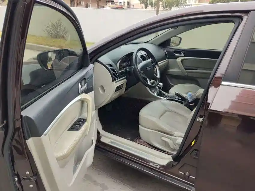 Geely Emgrand 2015 2014 Sedan 1.3T CVT Elite