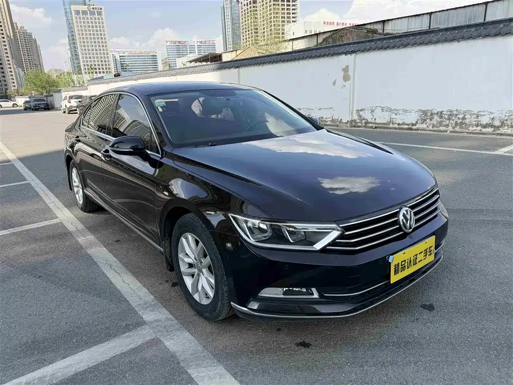 Volkswagen Magotan 2018 280TSI DSG Premium фото 3