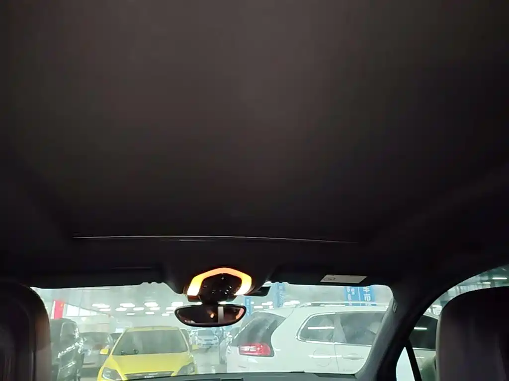 Porsche Macan 2017 Macan 2.0T фото 18