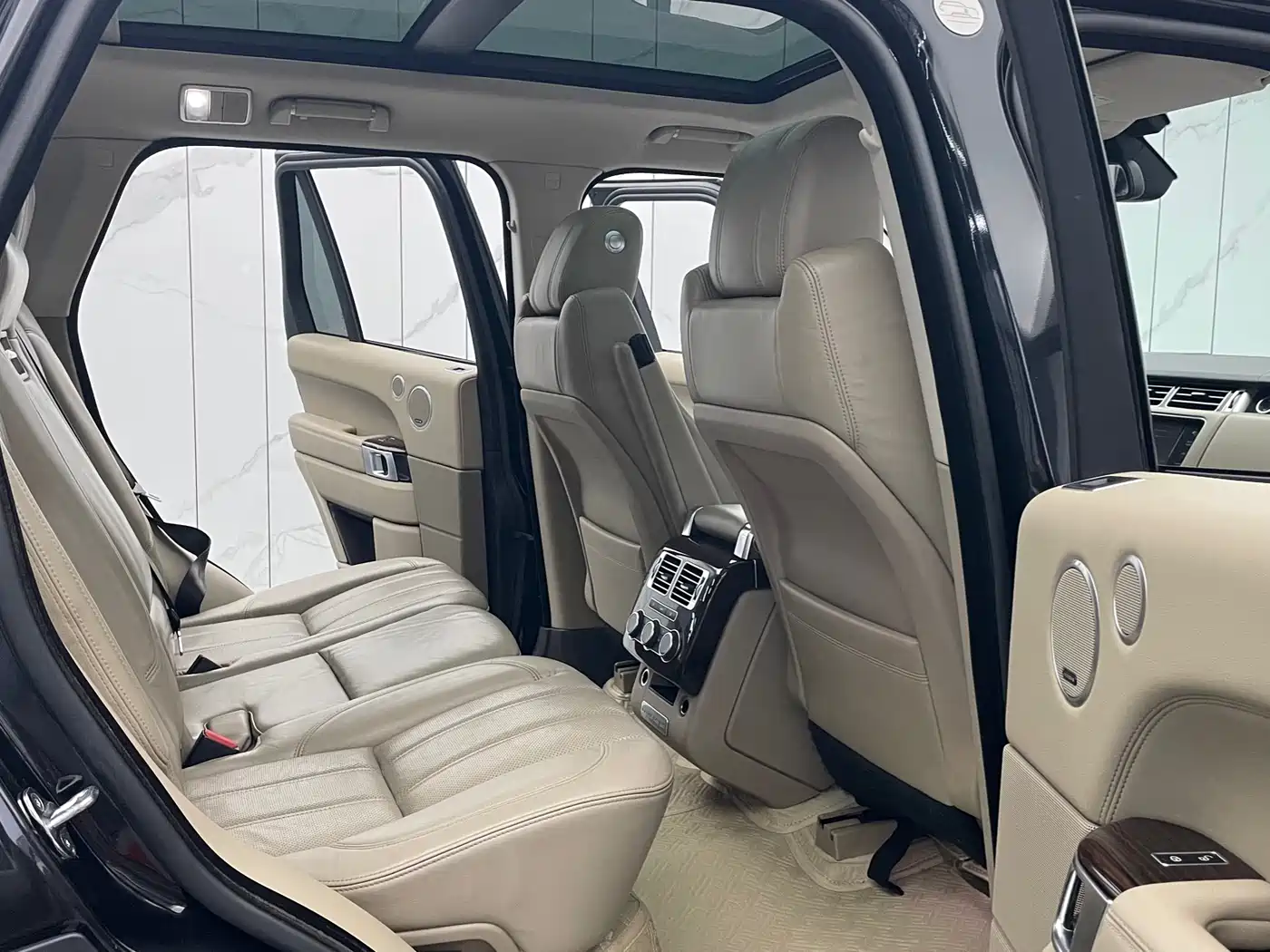 Land Rover Range Rover 2014 3.0 TDV6 Vogue SE фото 15