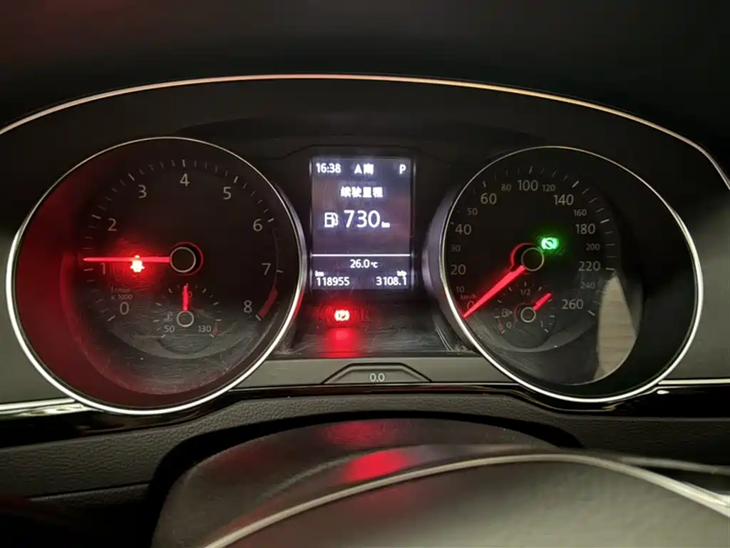 Volkswagen Magotan 2019 330TSI DSG Luxury Class China VI фото 9