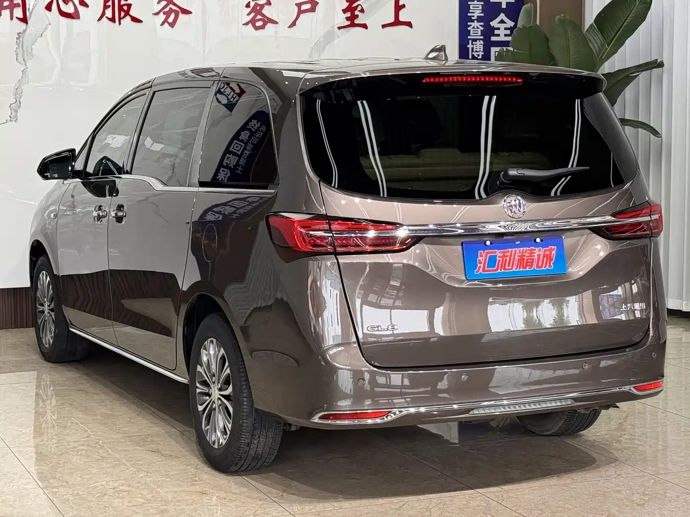 Buick GL8 2023 Land Business Class 652T Luxury фото 5