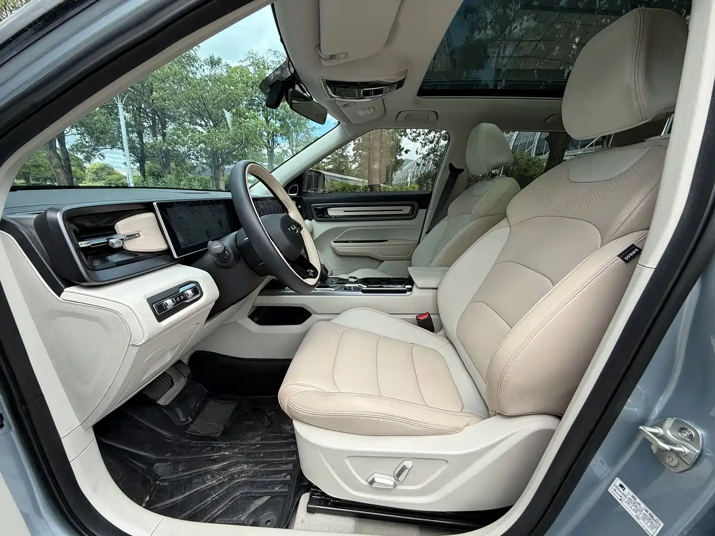 GEELY AUTOMOBILE GEELY ICON