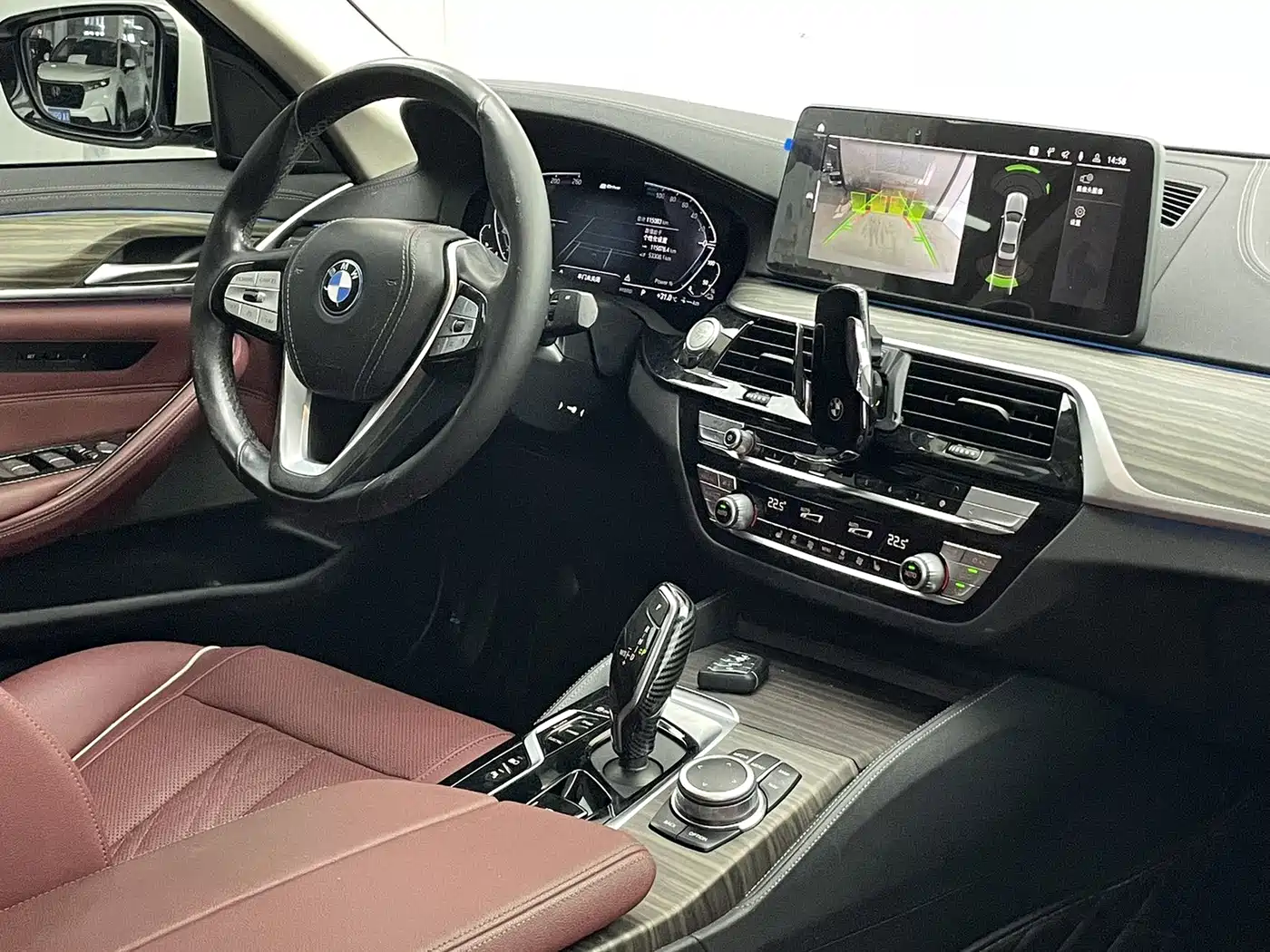 BMW 5 Series New Energy 2022 2022 535Le Luxury Package
