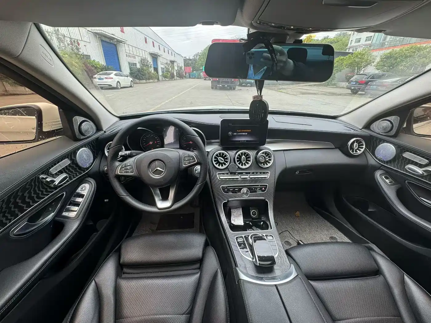 Mercedes-Benz C-Class 2017 Facelift C 200 L Sport Edition фото 5