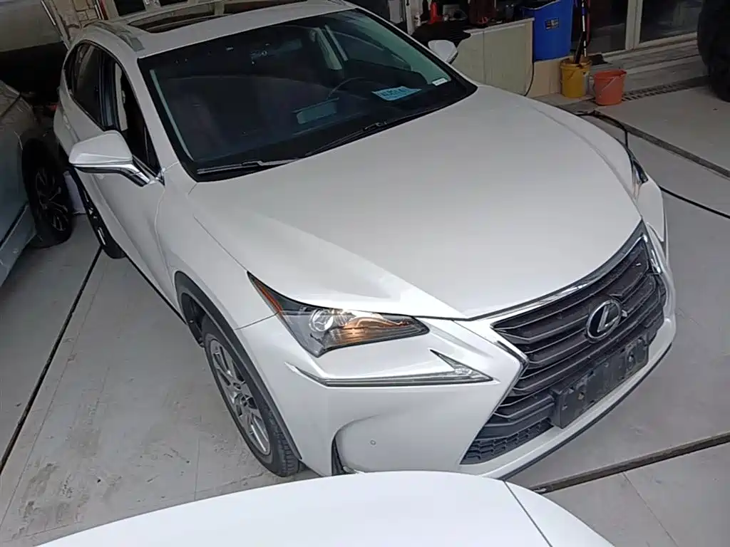 Lexus NX 2015 200t AWD F Sport фото 4